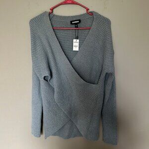 NWT Express Sweater‎